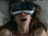 Sexo em Realidade Virtual: O Futuro do Prazer